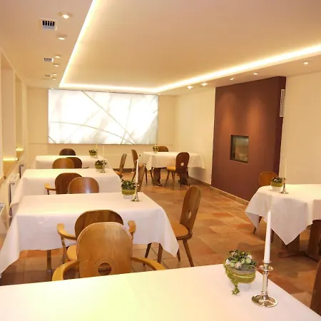 Romantik Landgasthof Adler Rammingen (Alb-Donau)